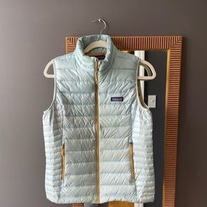 Women’s Patagonia Down Puff Vest